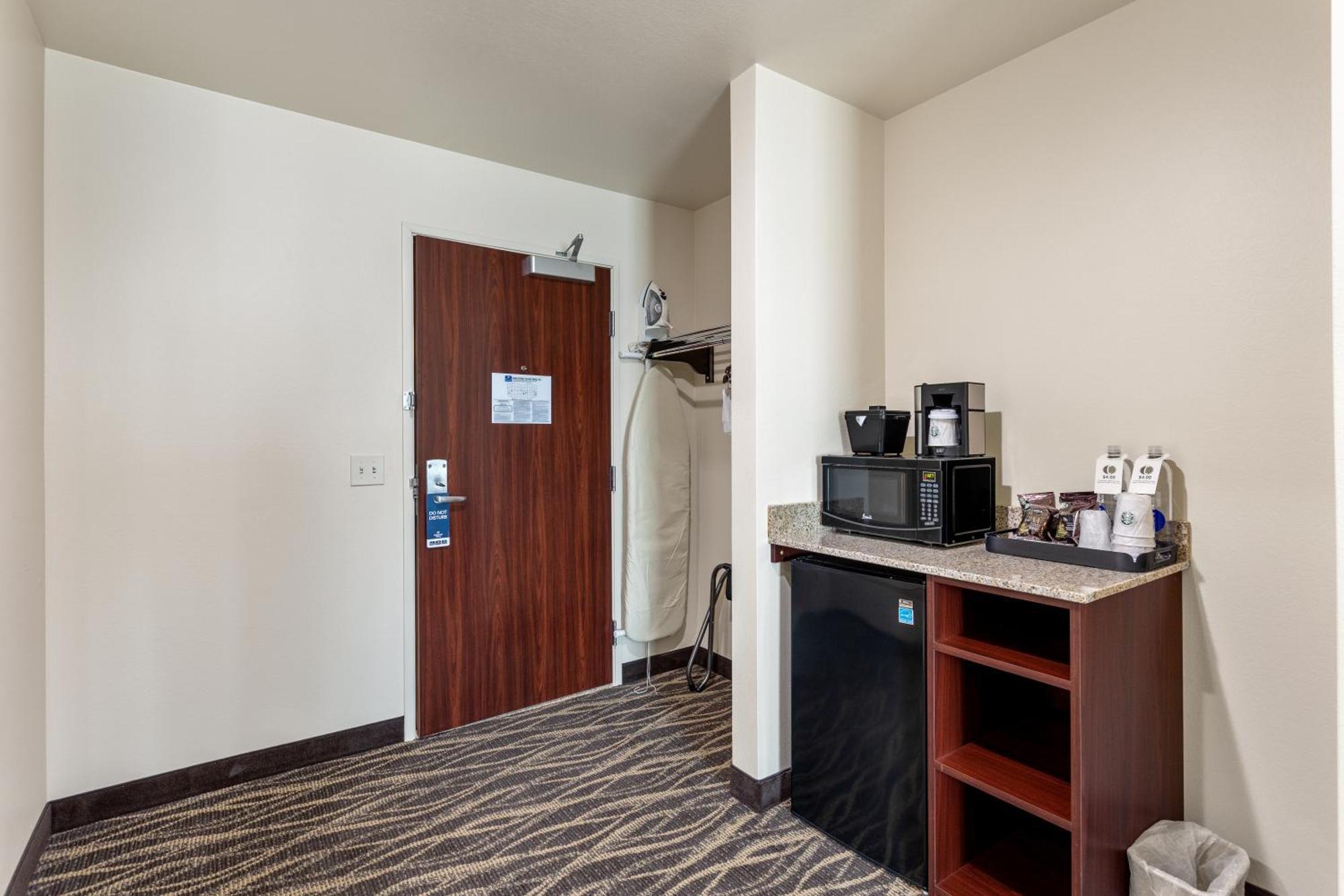 Cobblestone Hotel & Suites - De Pere Green Bay Exterior foto